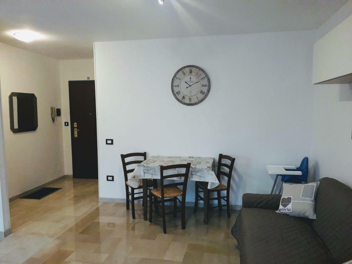 Casa Della Nonna Per Voi Parcheggio Gratuito Condizionatore Portatile Cir 0052 Aosta Exterior photo
